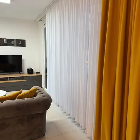 Edita Apartment *